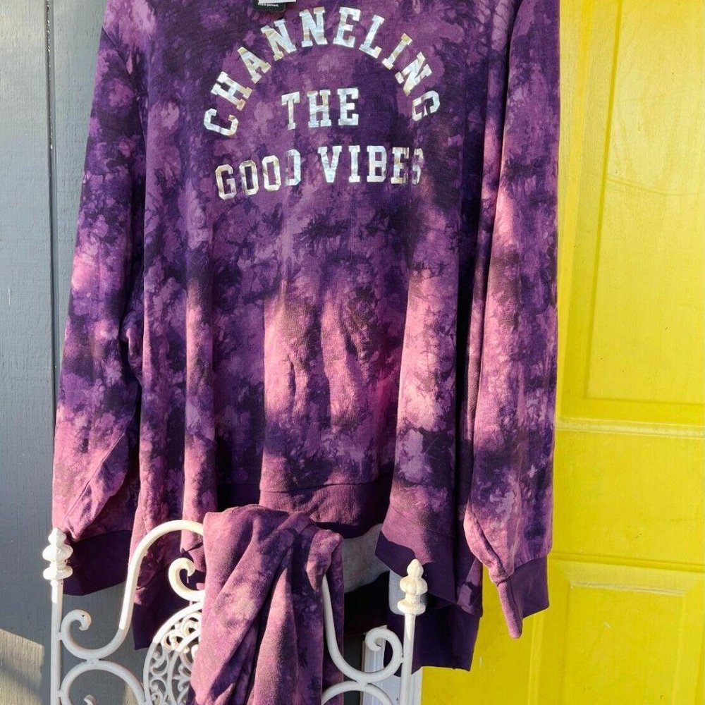 NWT TORRID 2PC Sleep Sweatshirt & Jogger - Dream Fleece Tie Dye Purple Size 6X - Picture 2 of 3